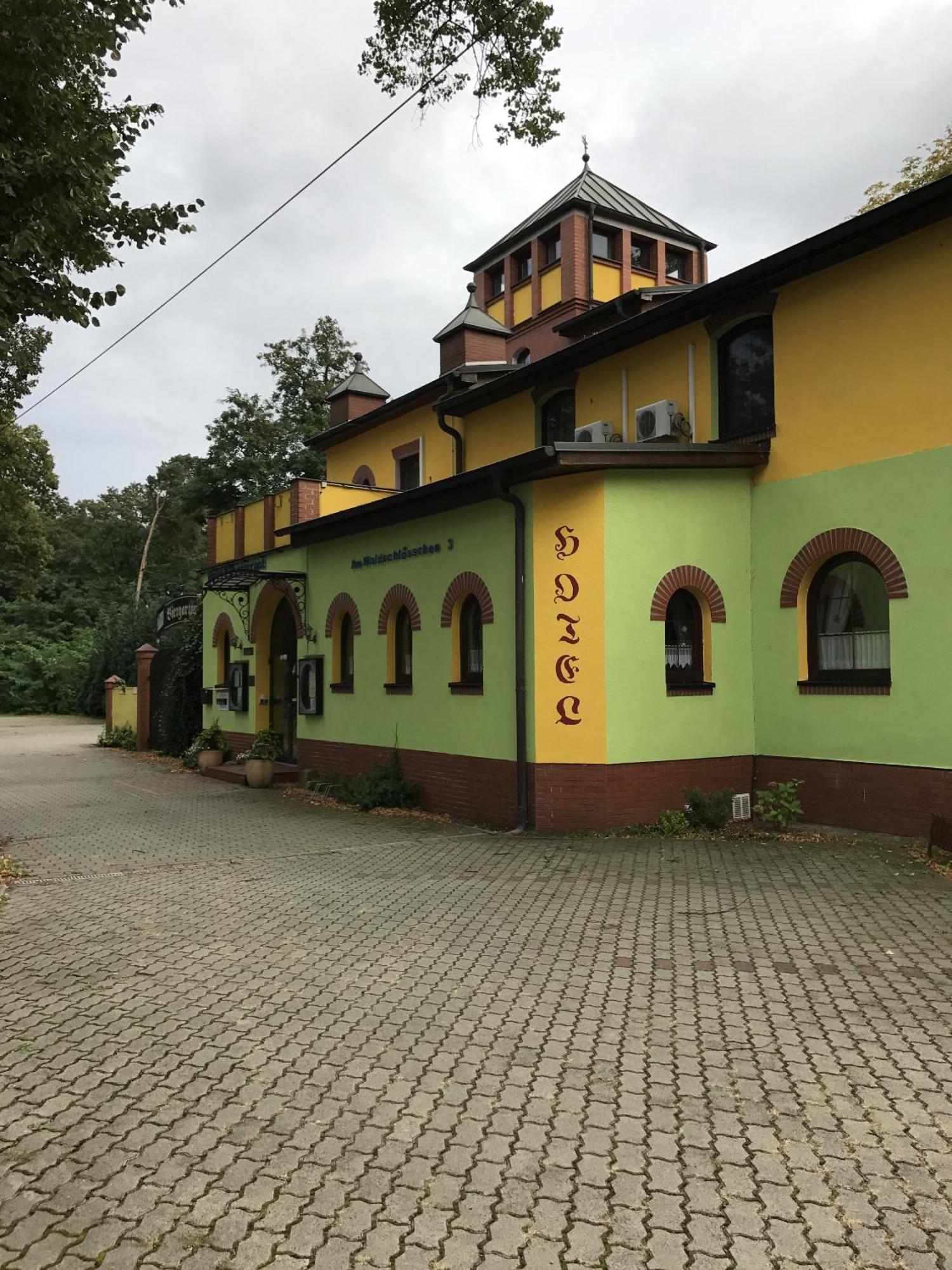 沃德池克罗斯坦酒店 米滕瓦尔德 外观 照片
