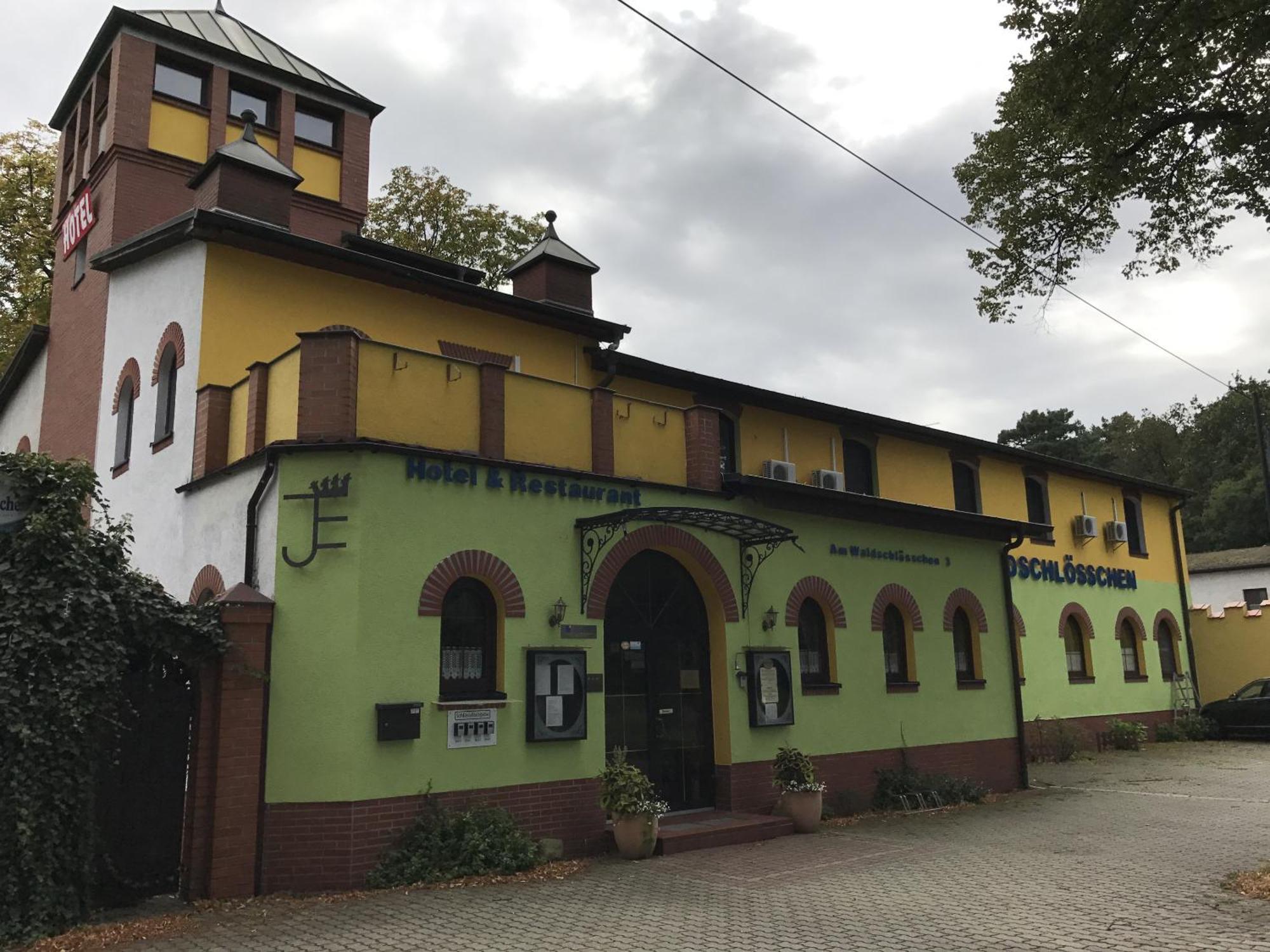 沃德池克罗斯坦酒店 米滕瓦尔德 外观 照片